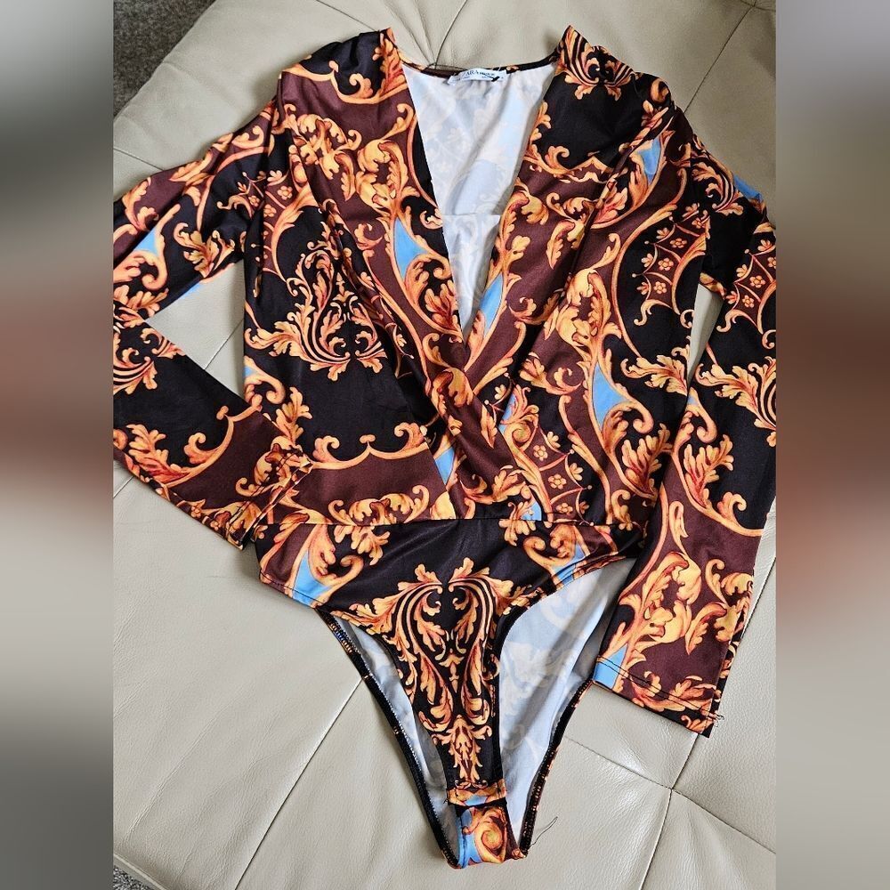 Zara long sleeve bodysuit